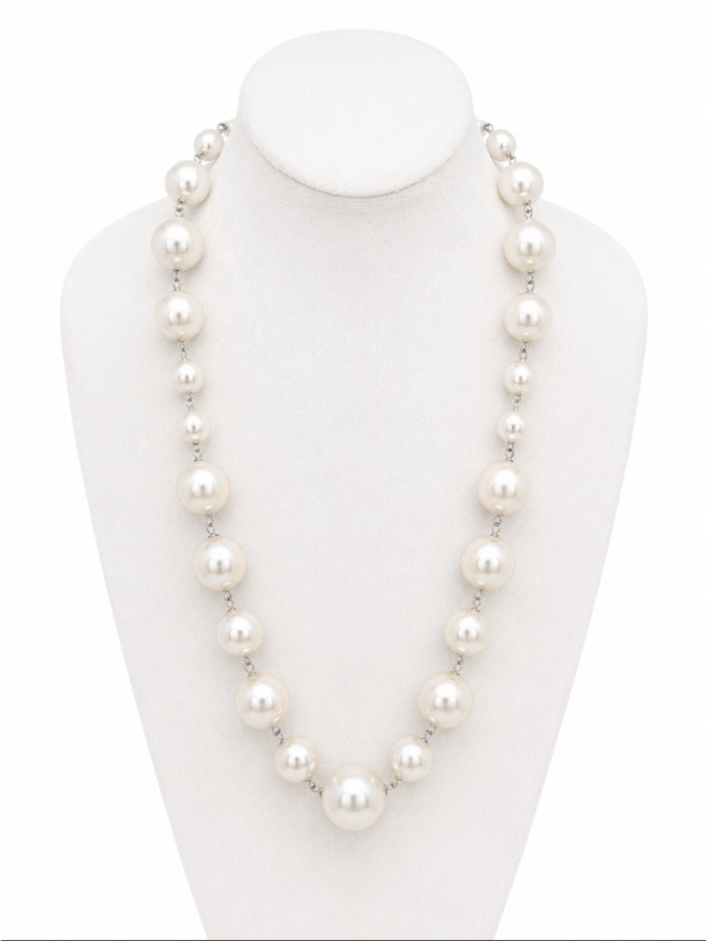 Graduated Faux Pearl Statement Necklace – Silver Tone